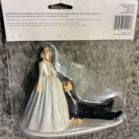 Wilton Humorous Wedding Figurine Table or Cake Topper - Picture 4 of 5